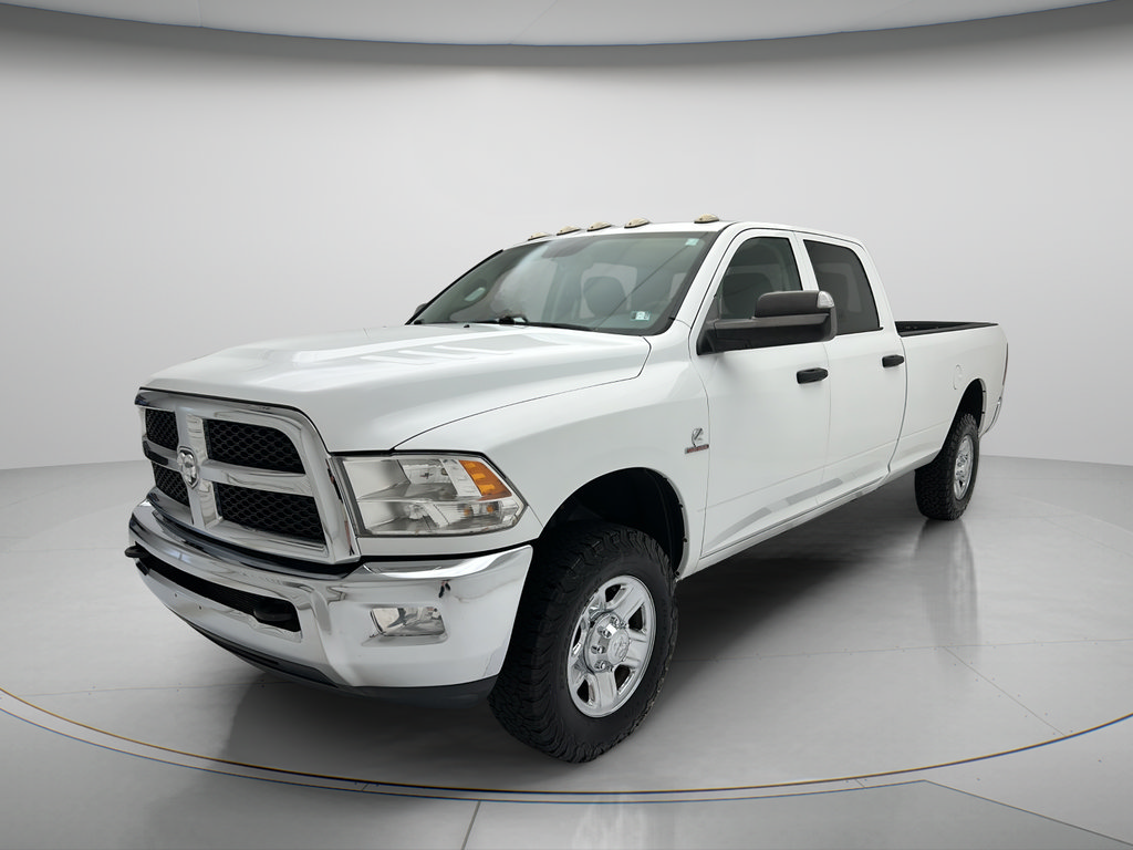 Used 2017 RAM 3500 Tradesman w/ Chrome Appearance Group AWD/4WD image 3
