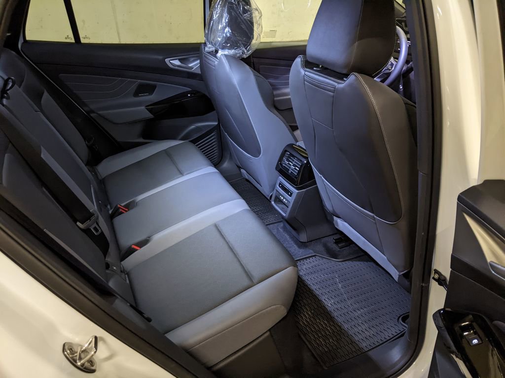 New 2026 Volkswagen ID.4 Pro S Plus AWD/4WD image 25