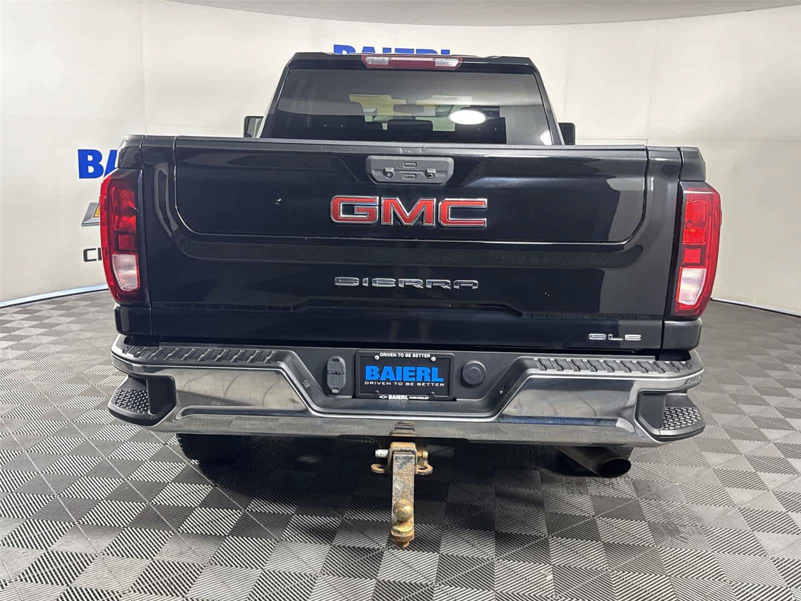 Used 2022 GMC Sierra 2500 SLE w/ SLE Convenience Package AWD/4WD image 4