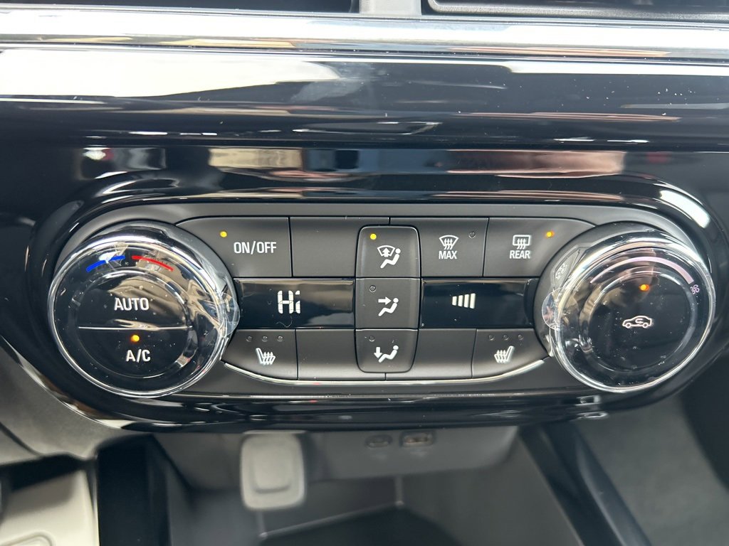 New 2026 Chevrolet Trax RS w/ Driver Confidence Package image 16