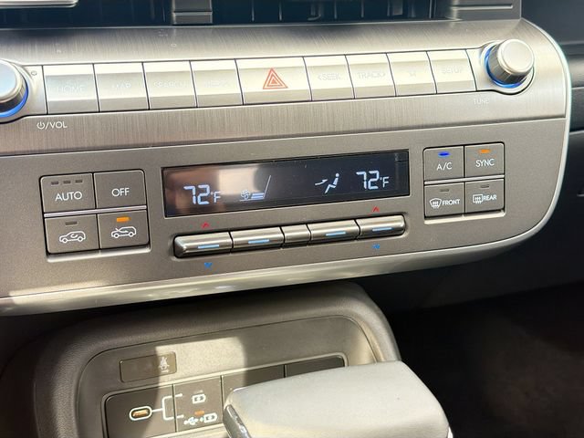 Used 2026 Hyundai Kona SEL Sport FWD image 15