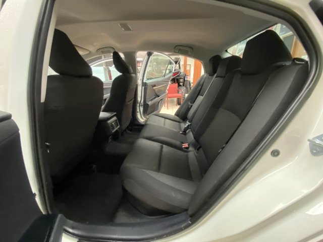 Used 2025 Toyota Camry LE FWD image 13