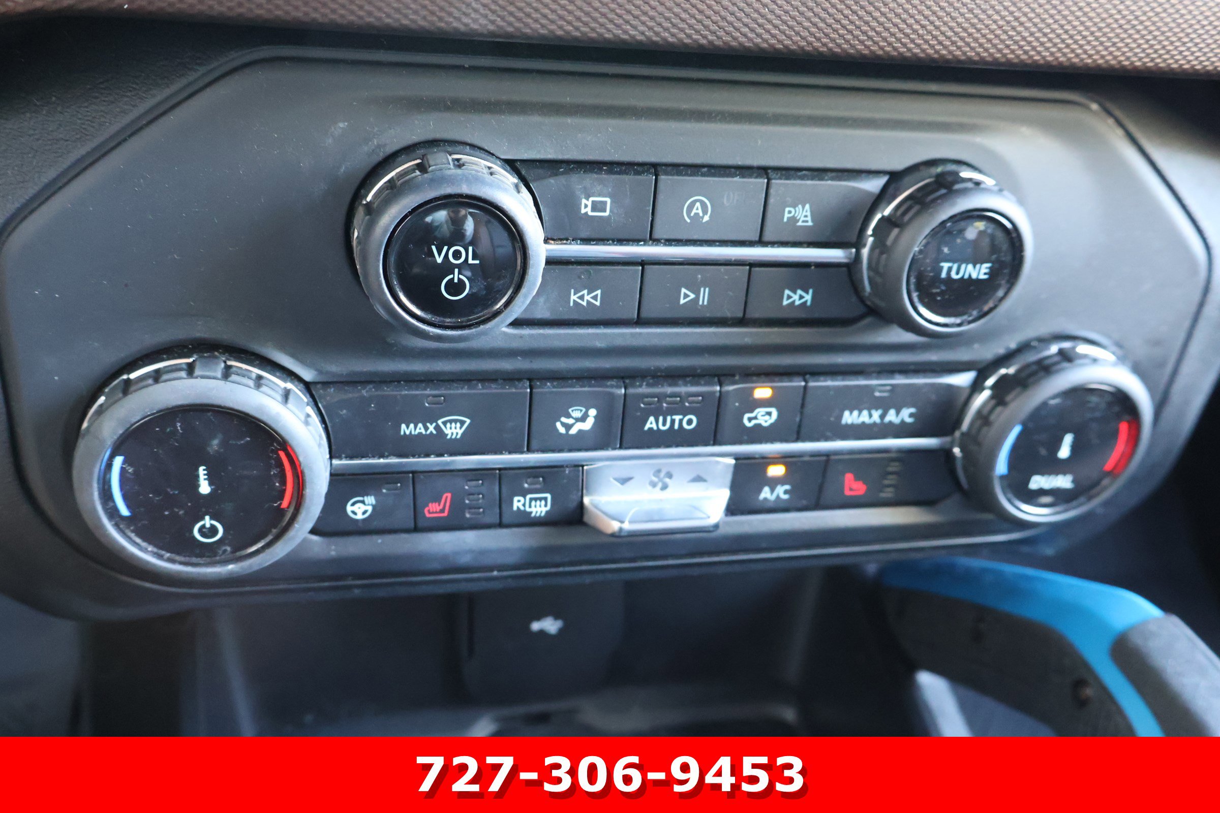 Used 2022 Ford Bronco Outer Banks image 25