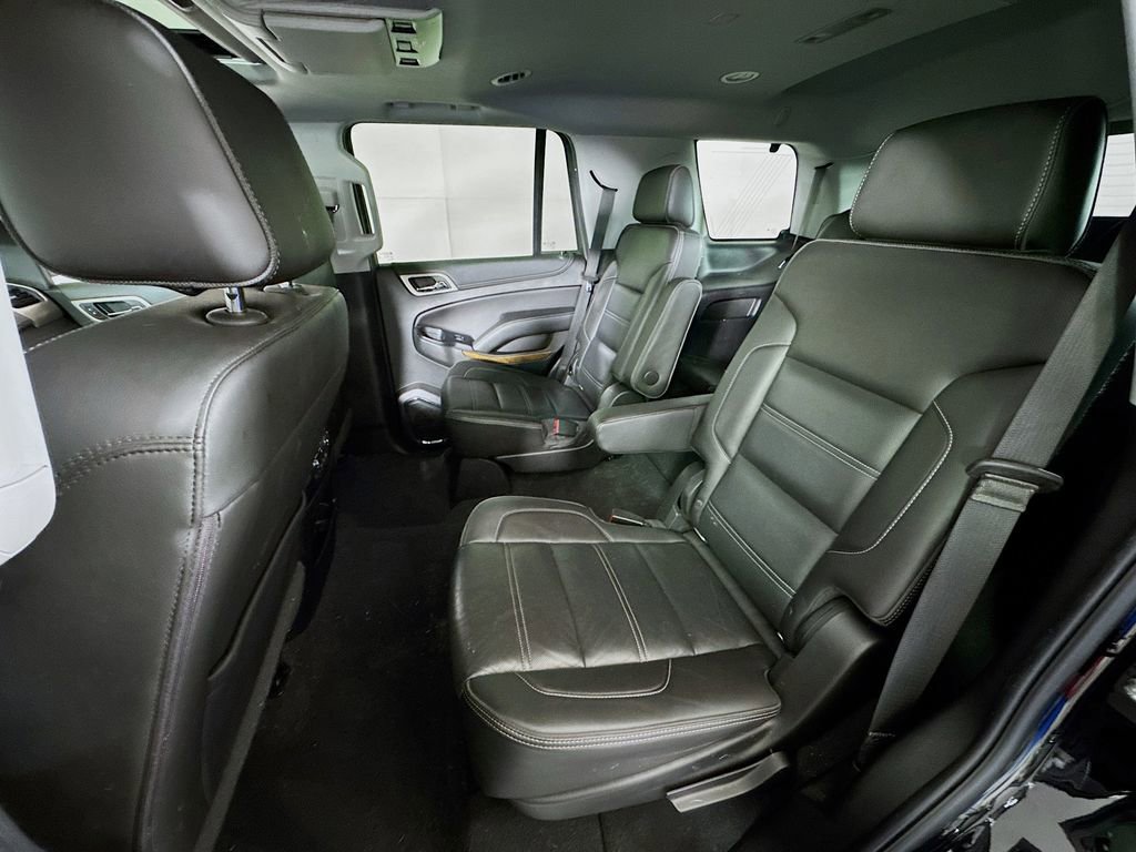 Used 2019 GMC Yukon Denali w/ Denali Ultimate Black Edition AWD/4WD image 26