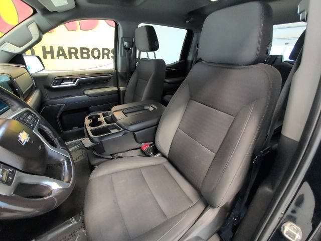 Certified 2022 Chevrolet Silverado 1500 LT AWD/4WD image 10