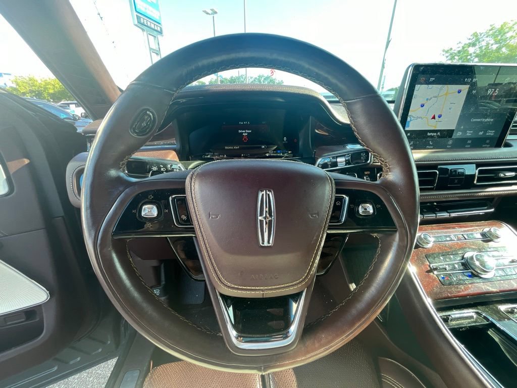 Used 2022 Lincoln Aviator Black Label Grand Touring AWD/4WD image 11