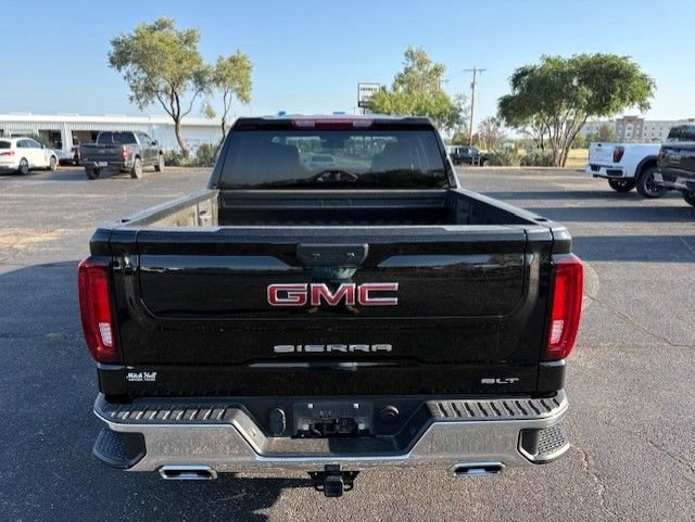 Used 2025 GMC Sierra 1500 SLT AWD/4WD image 4