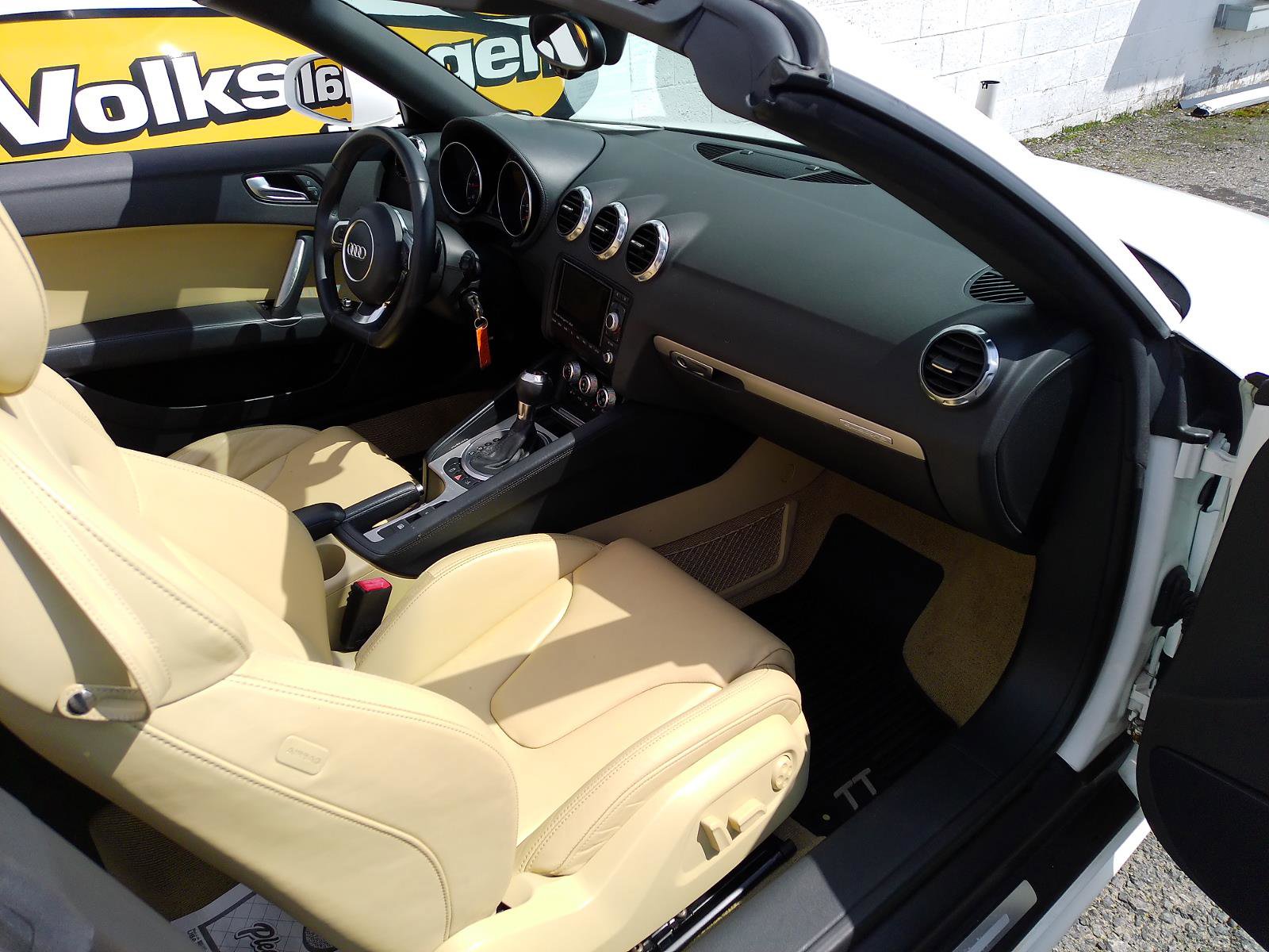 Used 2015 Audi TT 2.0T w/ Fine Nappa Leather Package image 25