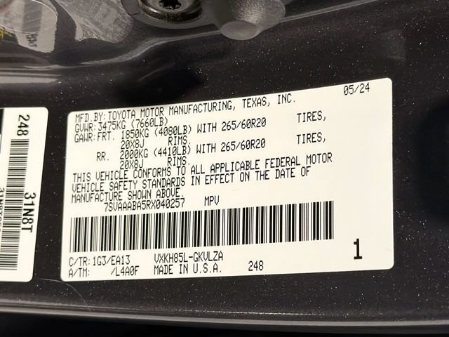 Certified 2024 Toyota Sequoia Limited w/ Tow Technology Package AWD/4WD image 27