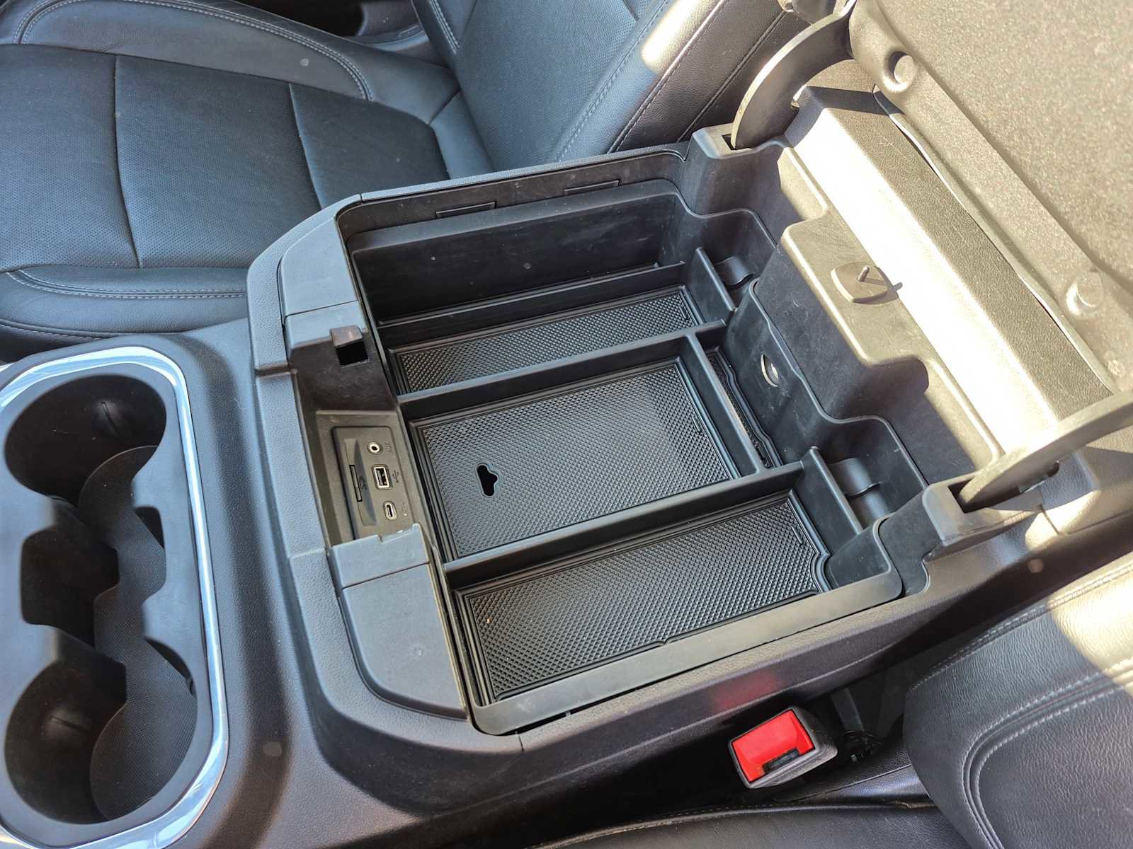 Used 2020 GMC Sierra 2500 SLT w/ Technology Package image 25