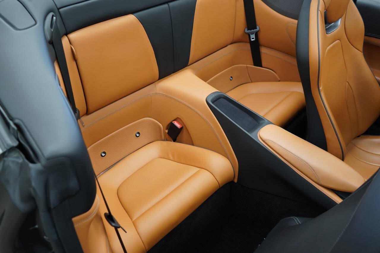 Used 2019 Ferrari Portofino RWD image 84