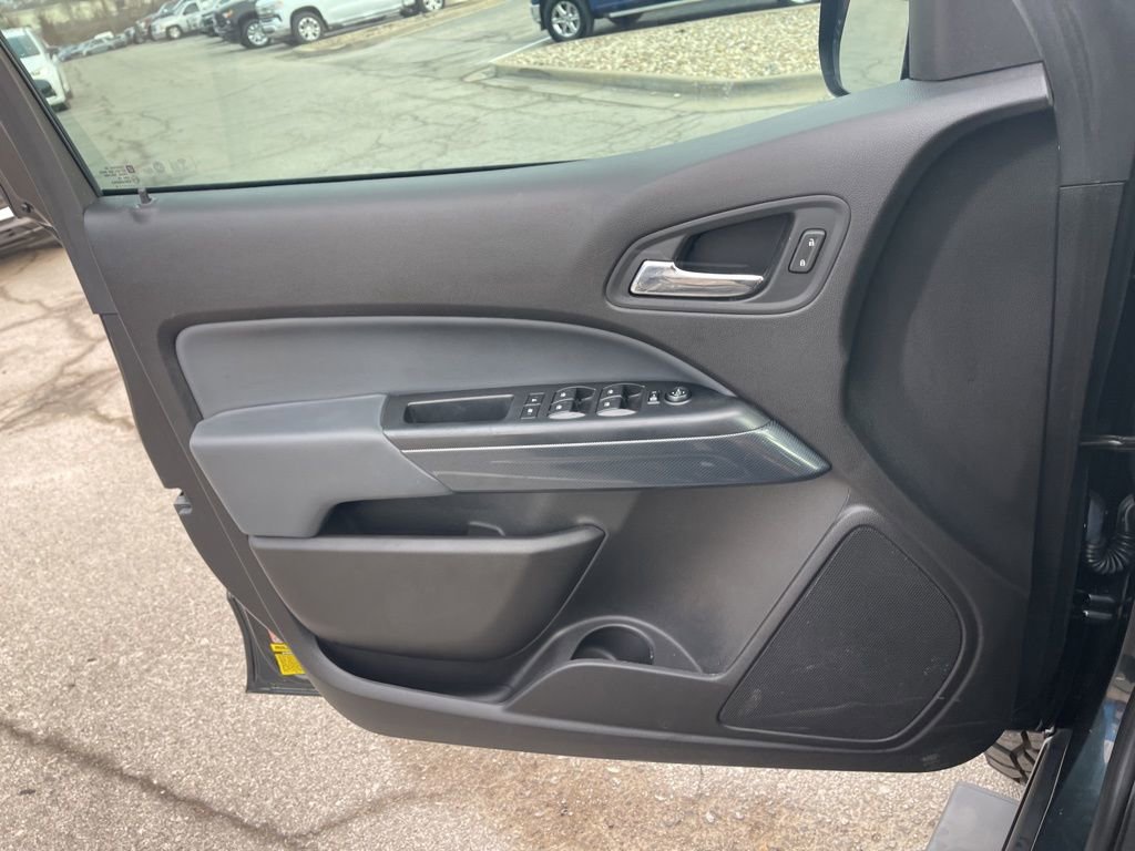 Used 2018 Chevrolet Colorado Z71 image 29