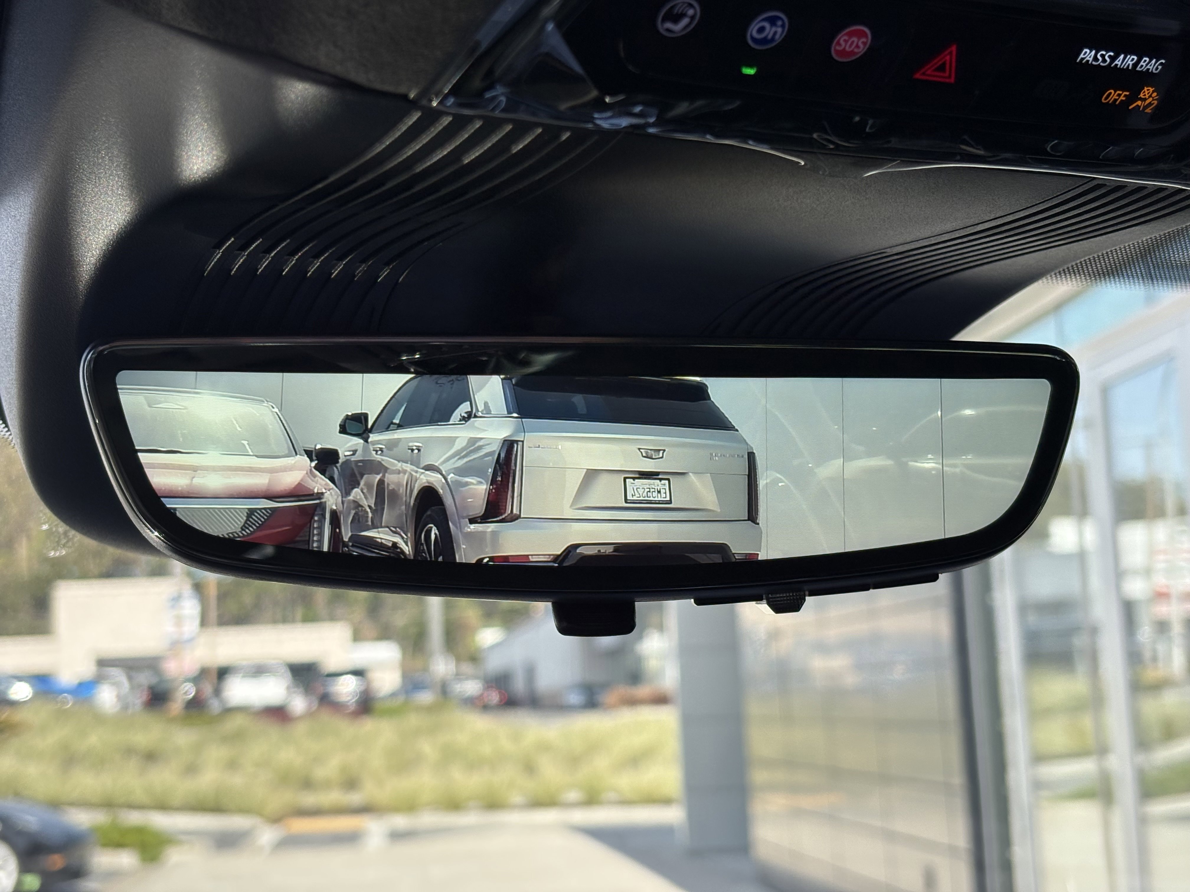 New 2026 Cadillac Vistiq Platinum image 36