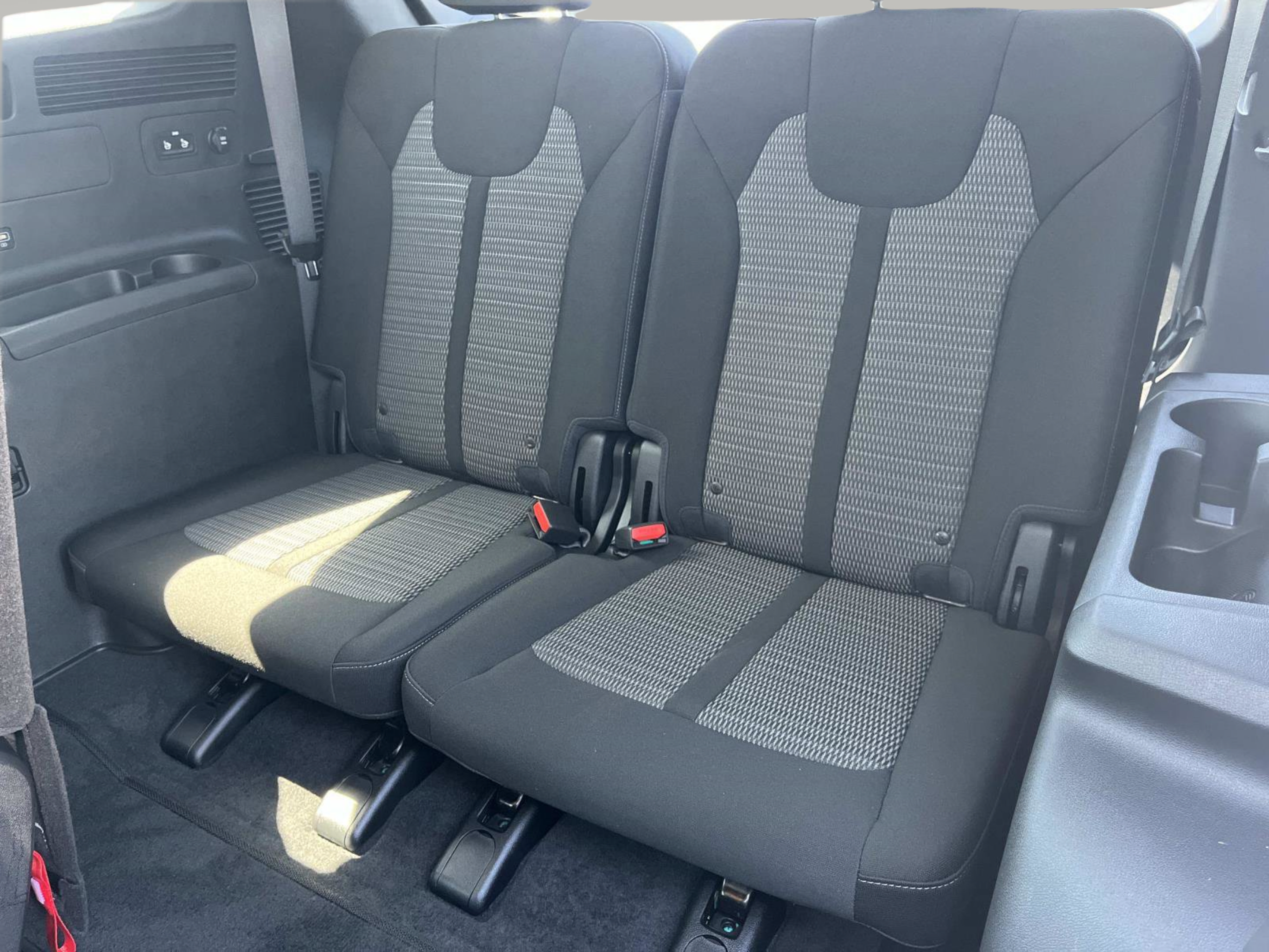Used 2023 Kia Sorento LX FWD image 22