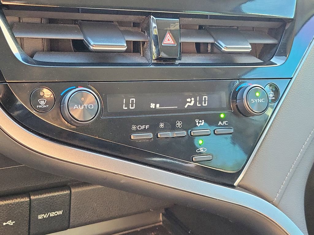 Used 2023 Toyota Camry LE image 31