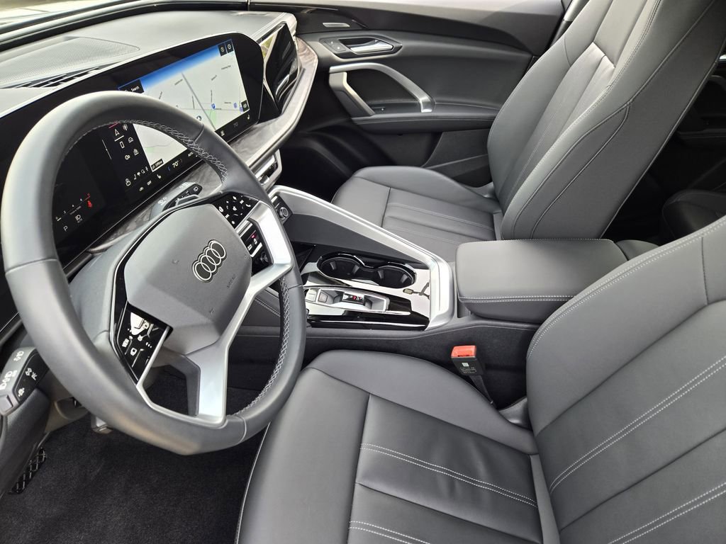 Certified 2025 Audi Q5 Premium Plus w/ Premium Plus image 15