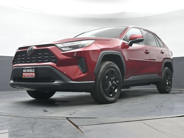 Certified 2023 Toyota RAV4 LE AWD/4WD image 28