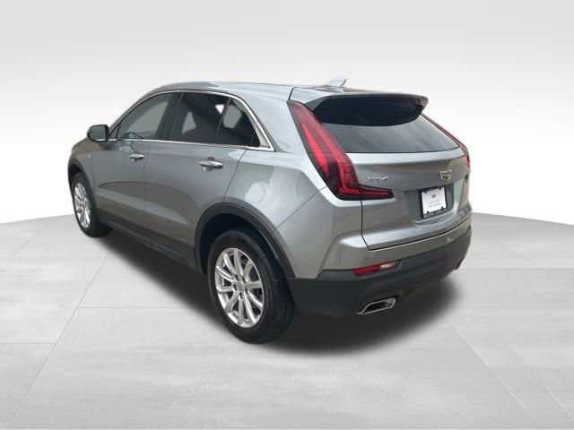 Certified 2023 Cadillac XT4 Luxury w/ Cold Weather Package image 7