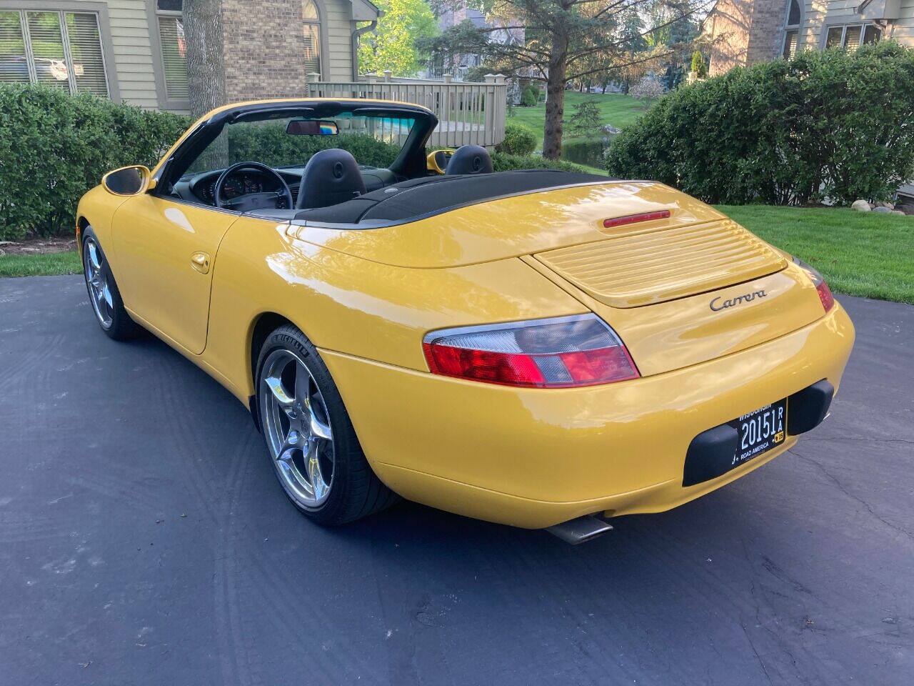 Used 2001 Porsche 911 Cabriolet image 8