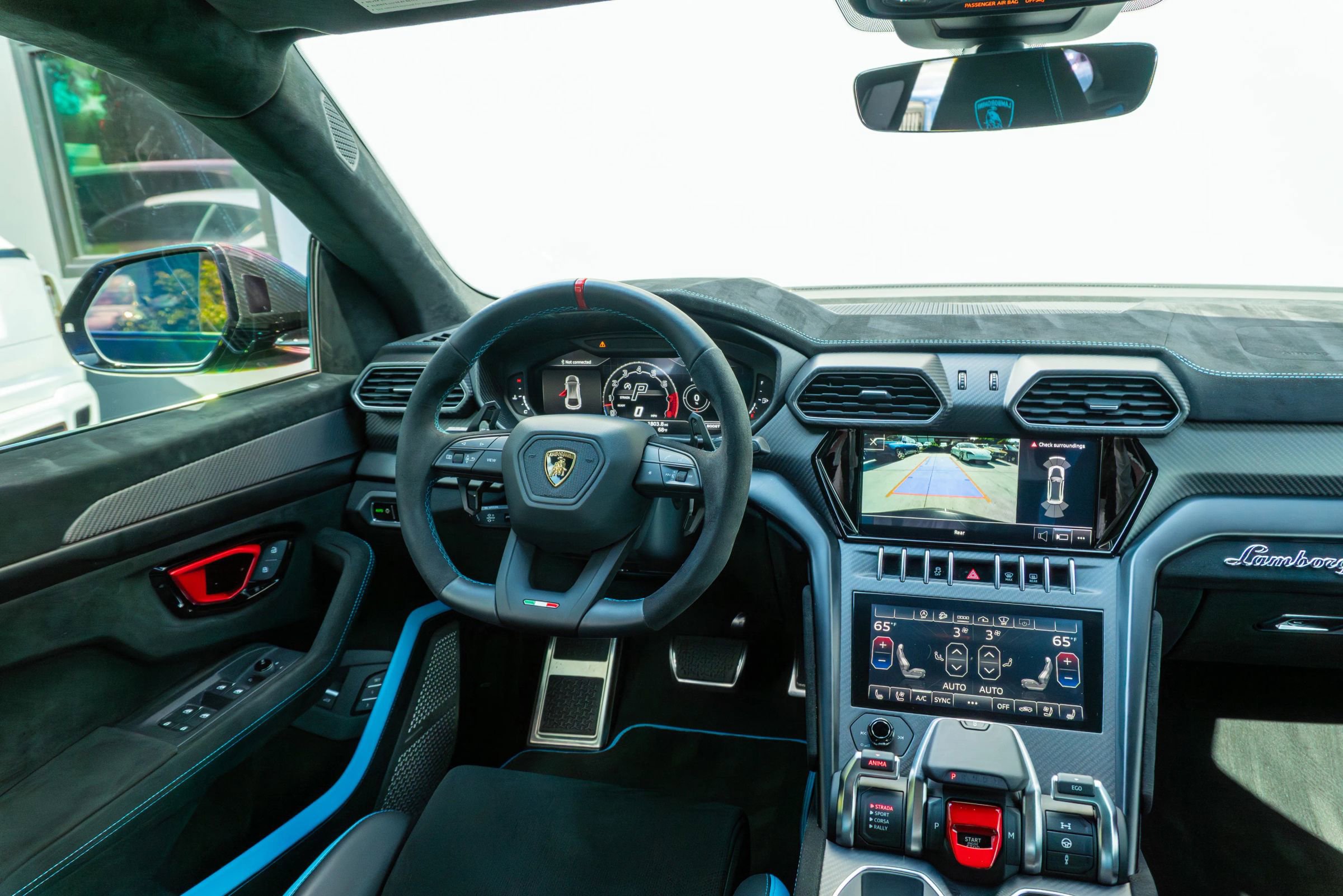 Used 2024 Lamborghini Urus Performante image 15