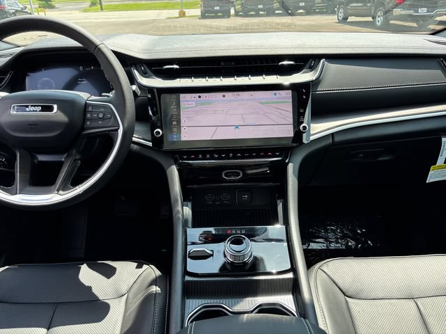 New 2026 Jeep Grand Cherokee Limited AWD/4WD image 10