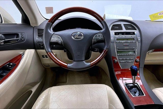 Used 2012 Lexus ES 350 image 4