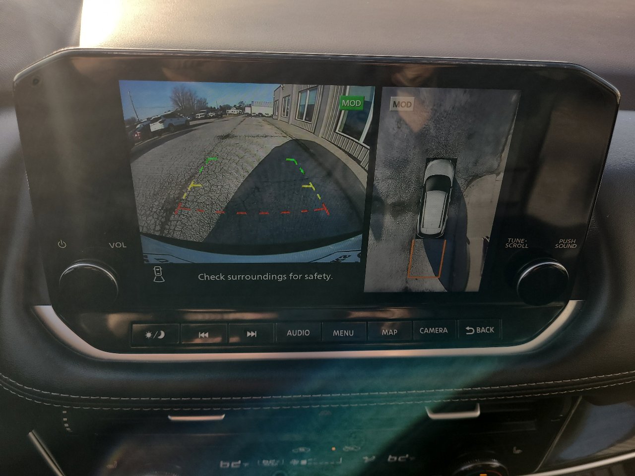 Used 2023 Nissan Rogue SL w/ SL Premium Package image 29