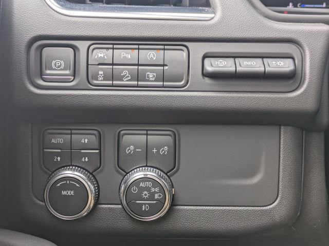 Used 2023 GMC Yukon AT4 w/ Technology Package image 27