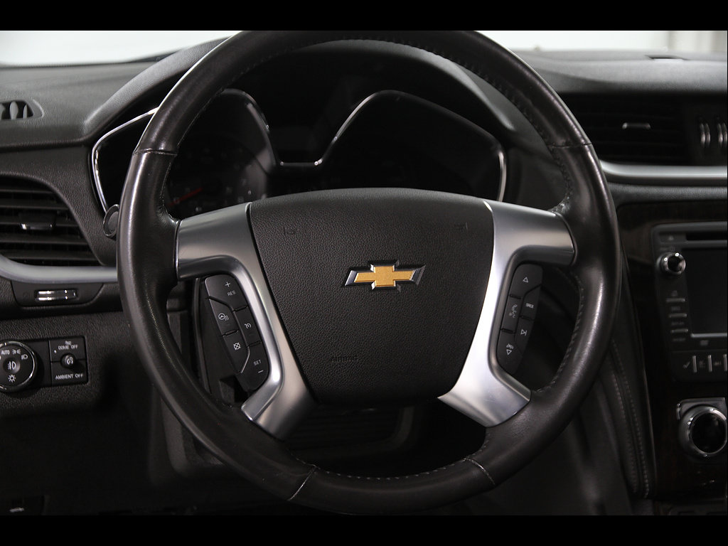 Used 2016 Chevrolet Traverse LTZ AWD/4WD image 7