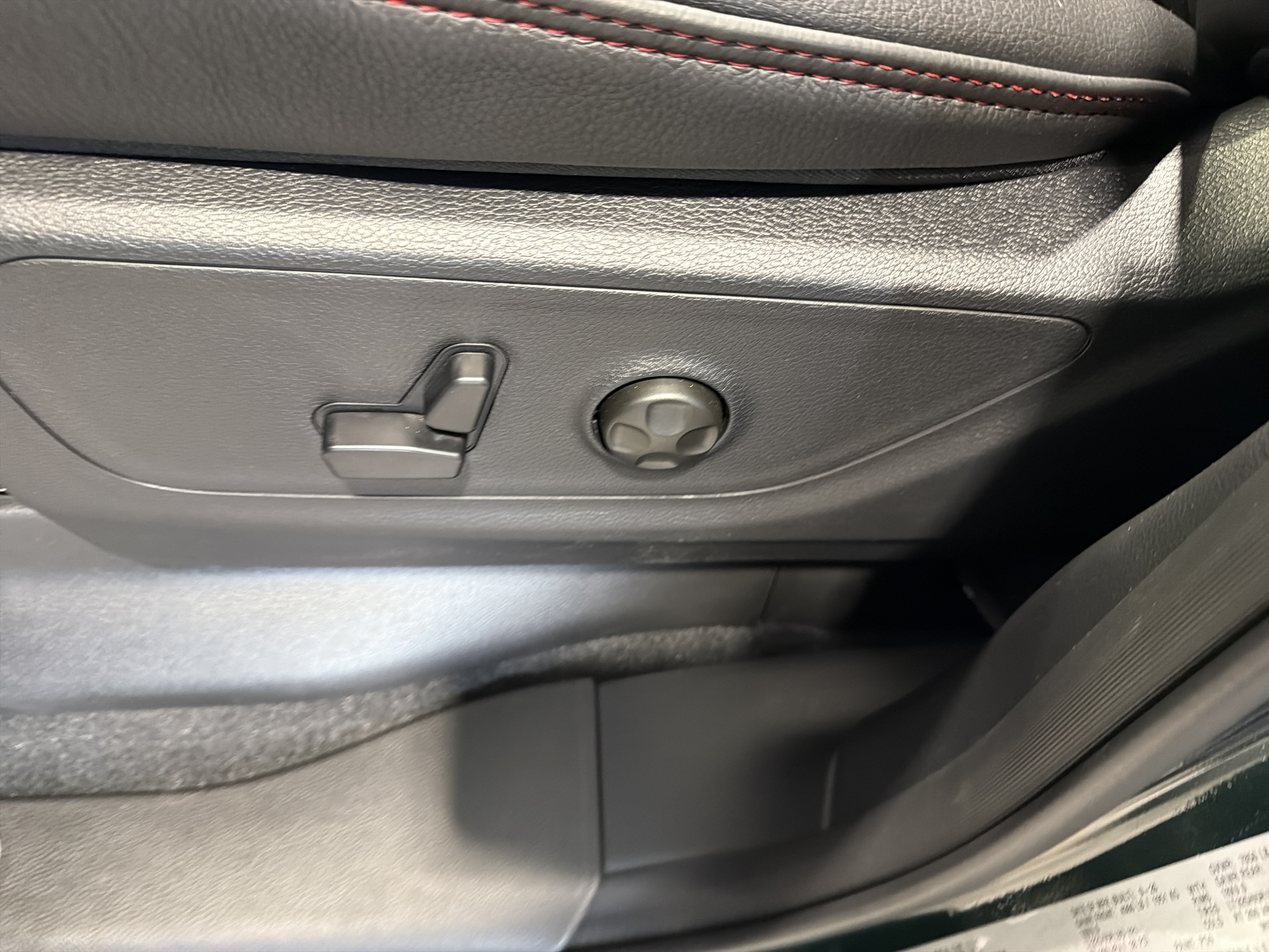New 2027 RAM 1500 4x4 Crew Cab image 19