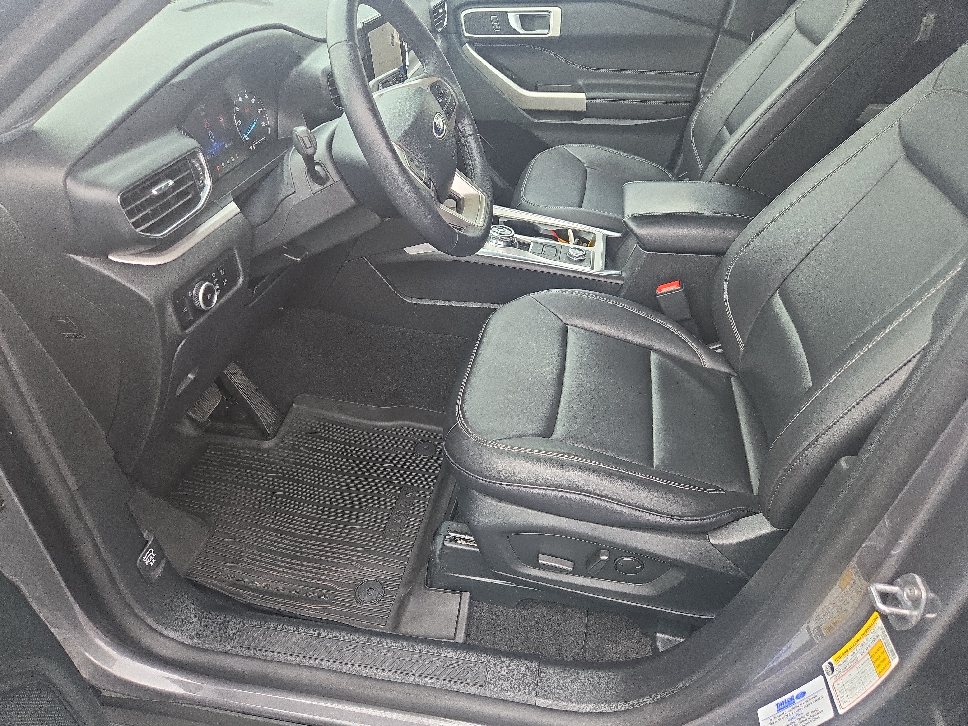 Used 2024 Ford Explorer XLT w/ Equipment Group 202A AWD/4WD image 25