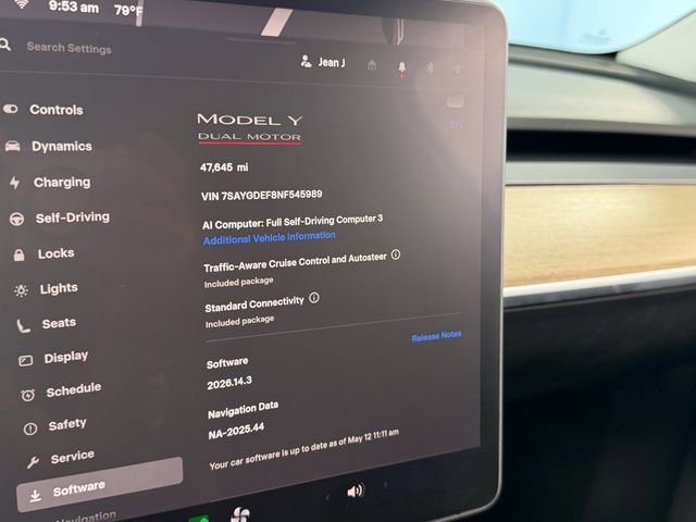 Used 2022 Tesla Model Y Performance AWD/4WD image 16