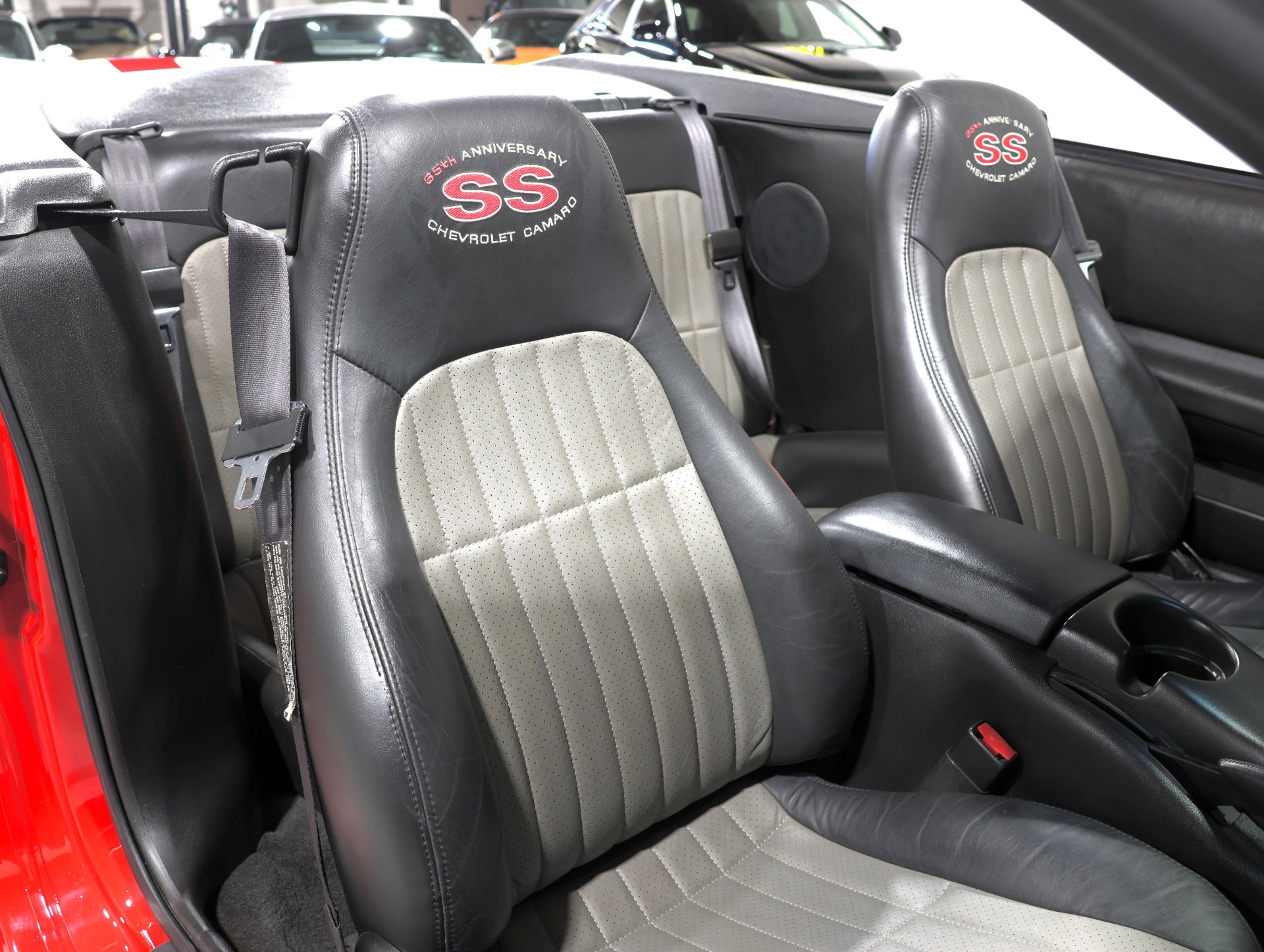 Used 2002 Chevrolet Camaro Z28 w/ SS Performance/Appearance Pkg RWD image 60