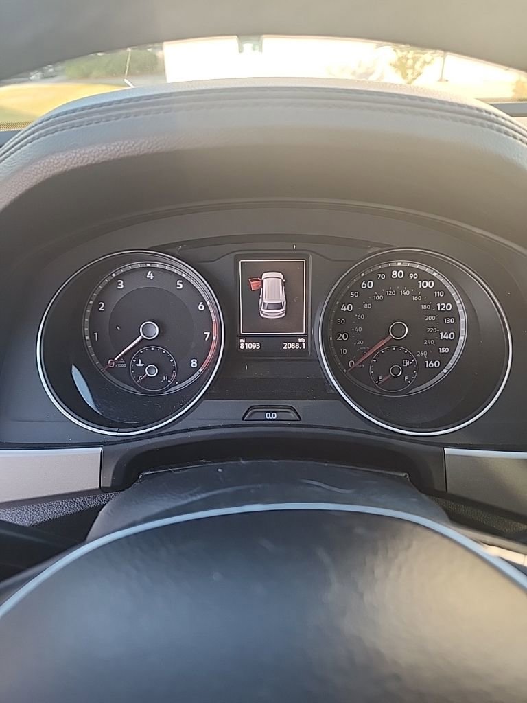 Used 2018 Volkswagen Atlas SEL AWD/4WD image 13