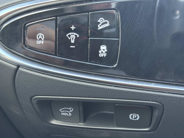 Used 2025 Genesis GV70 2.5T AWD/4WD image 25