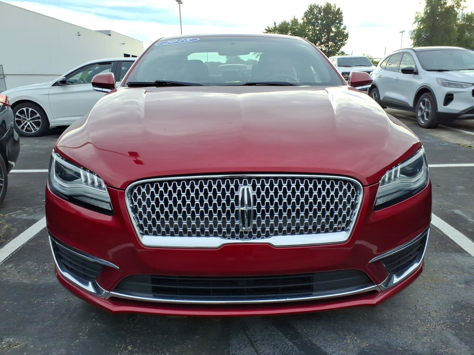 Used 2018 Lincoln MKZ Reserve FWD image 2