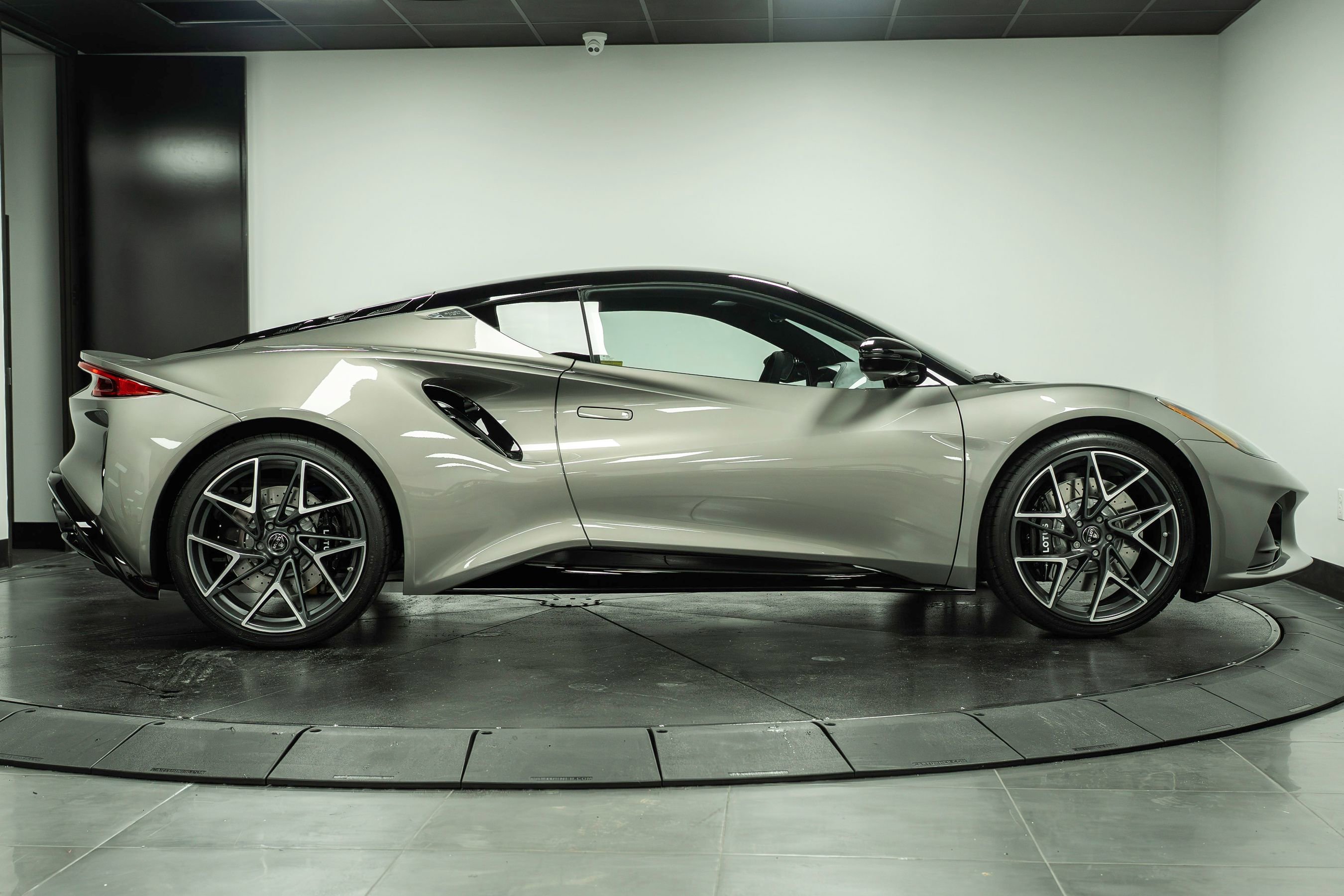 New 2026 Lotus Emira RWD image 5