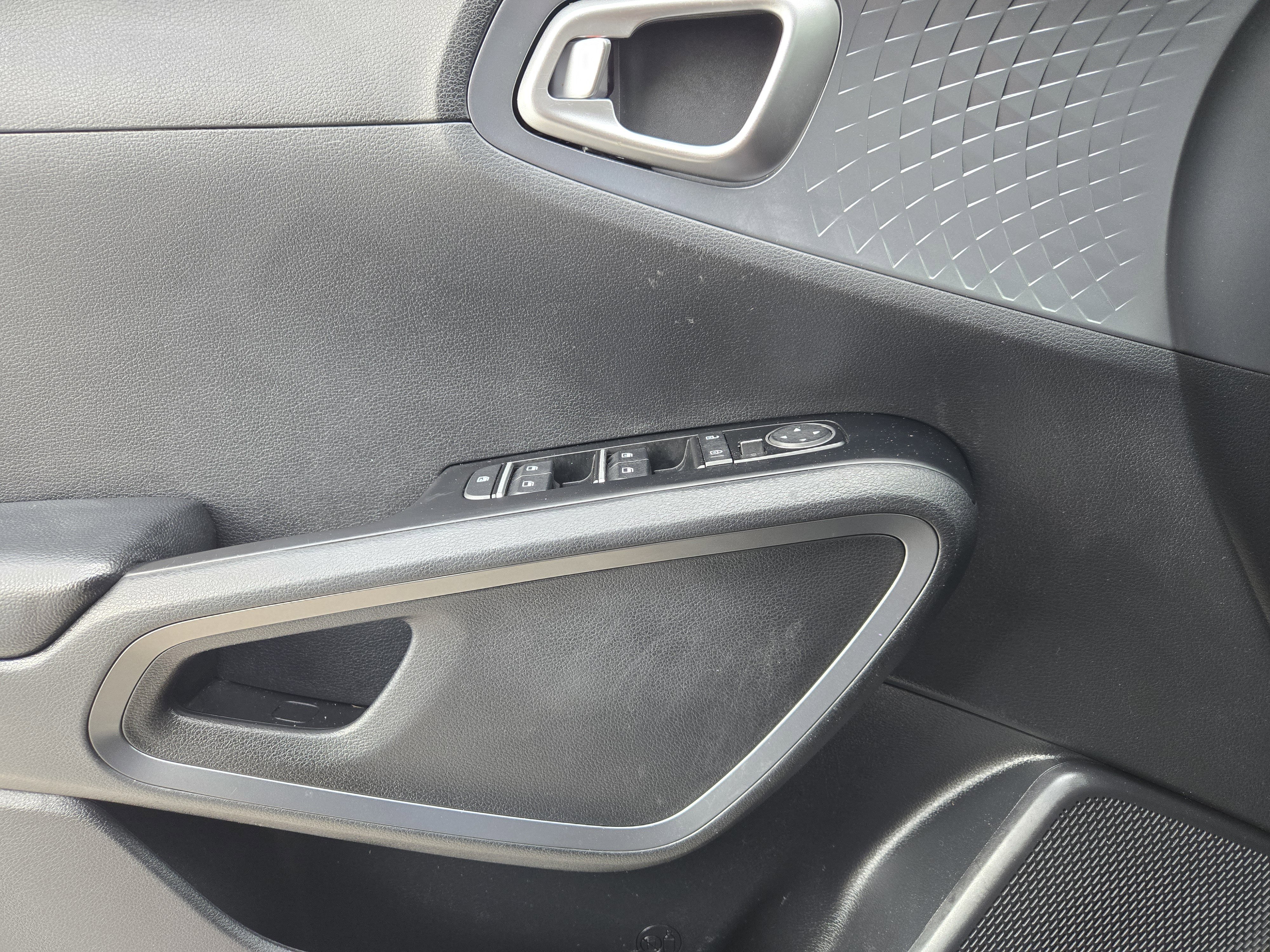 Used 2020 Kia Soul EX FWD image 26