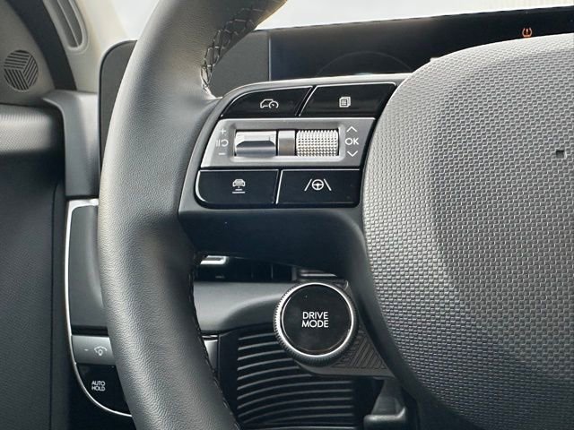 Used 2025 Hyundai Ioniq 5 SEL image 17