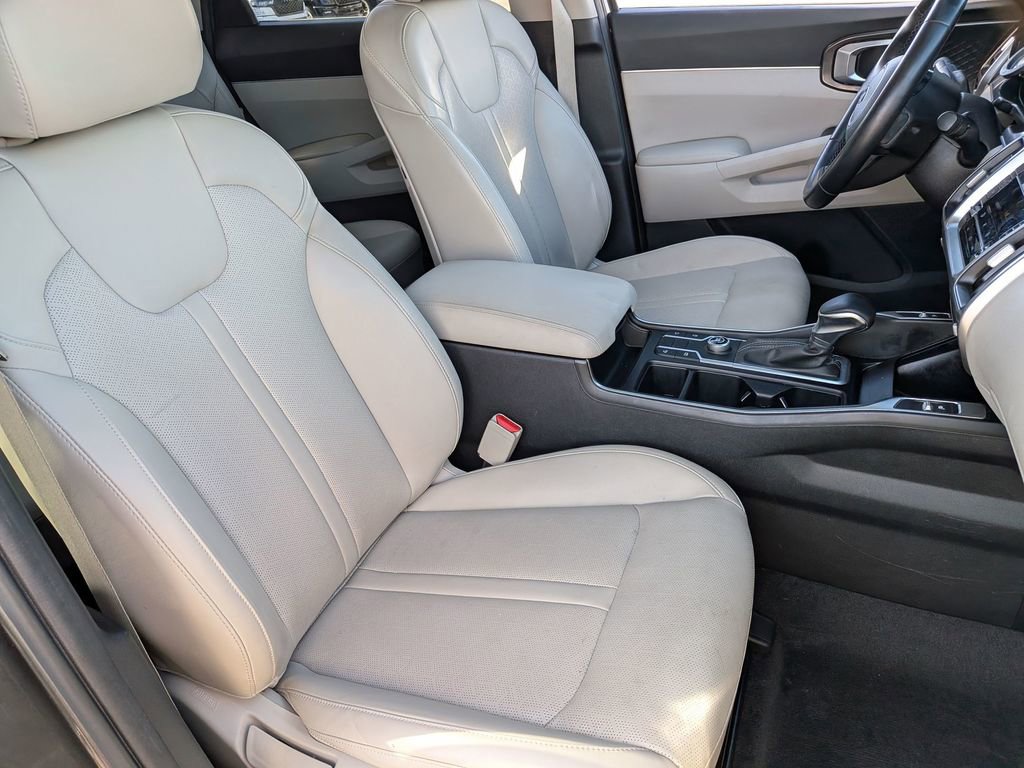 Used 2021 Kia Sorento S w/ Panoramic Sunroof Package FWD image 30