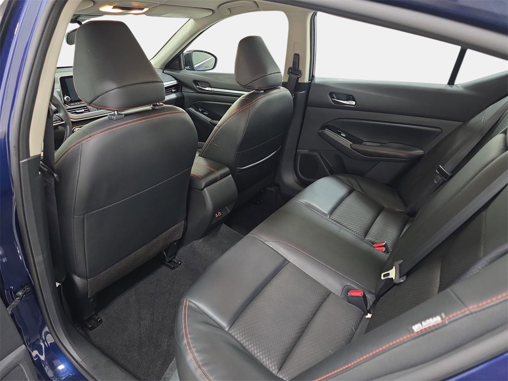 Used 2024 Nissan Altima 2.5 SR image 12