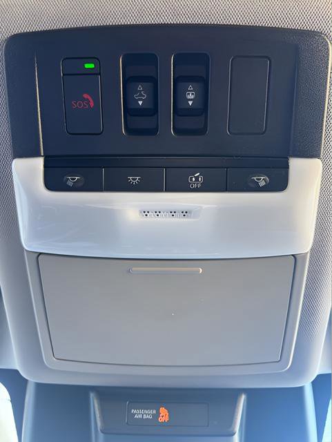 Used 2022 Nissan Rogue SV w/ SV Premium Package image 42