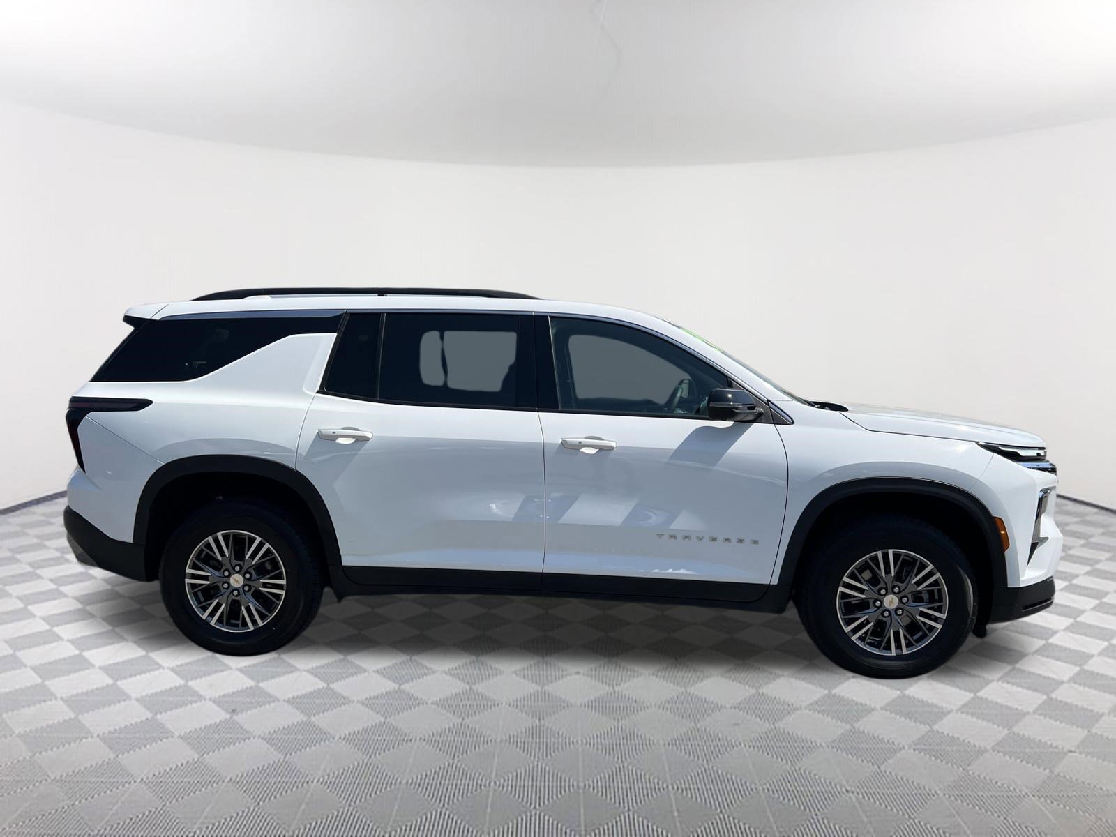 Used 2024 Chevrolet Traverse LT AWD/4WD image 20