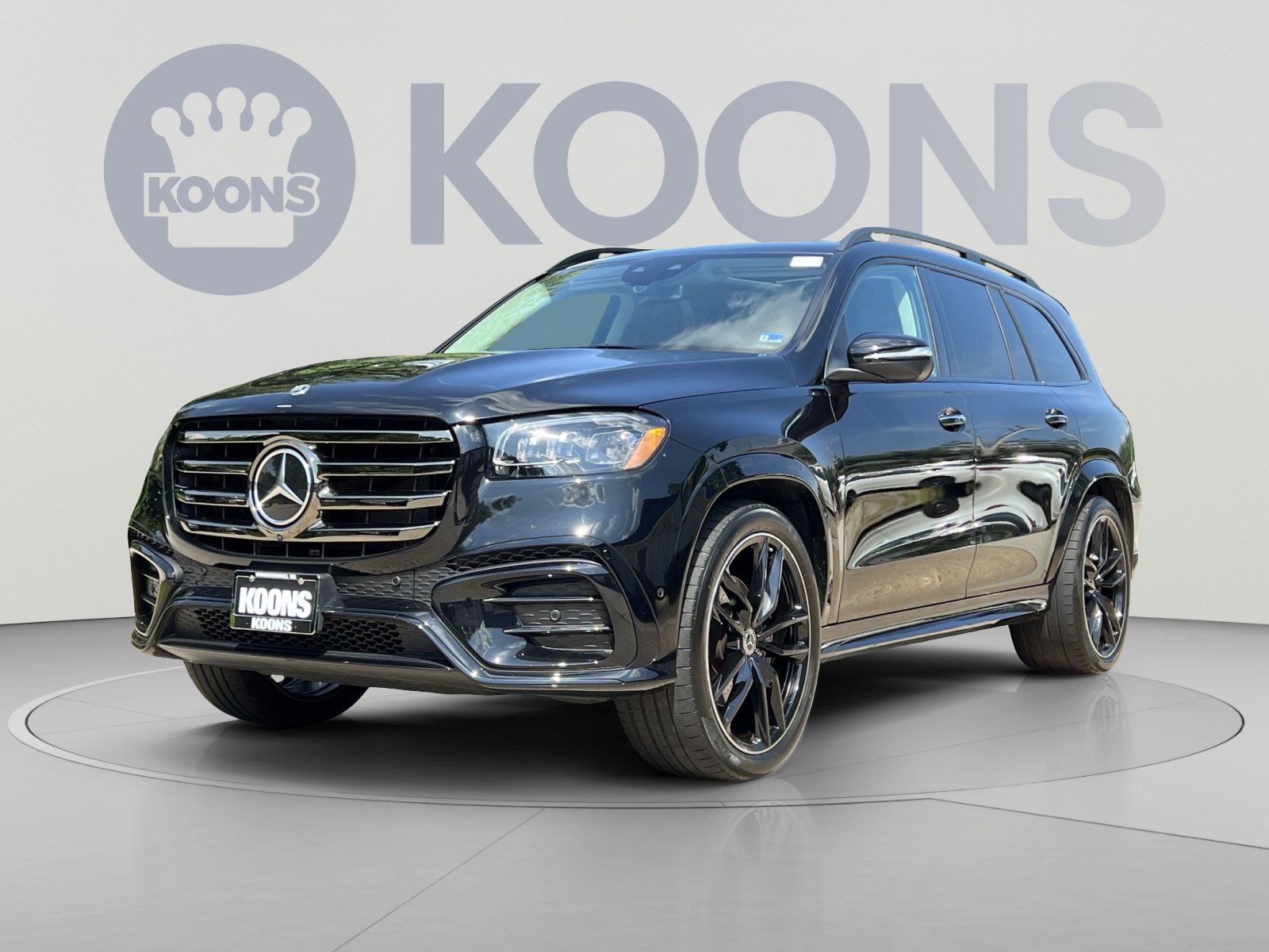 Used 2025 Mercedes-Benz GLS 450 4MATIC image 1
