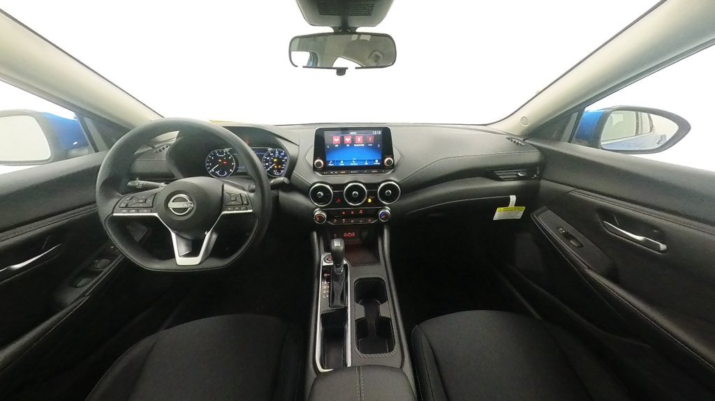 Used 2024 Nissan Sentra SV FWD image 22