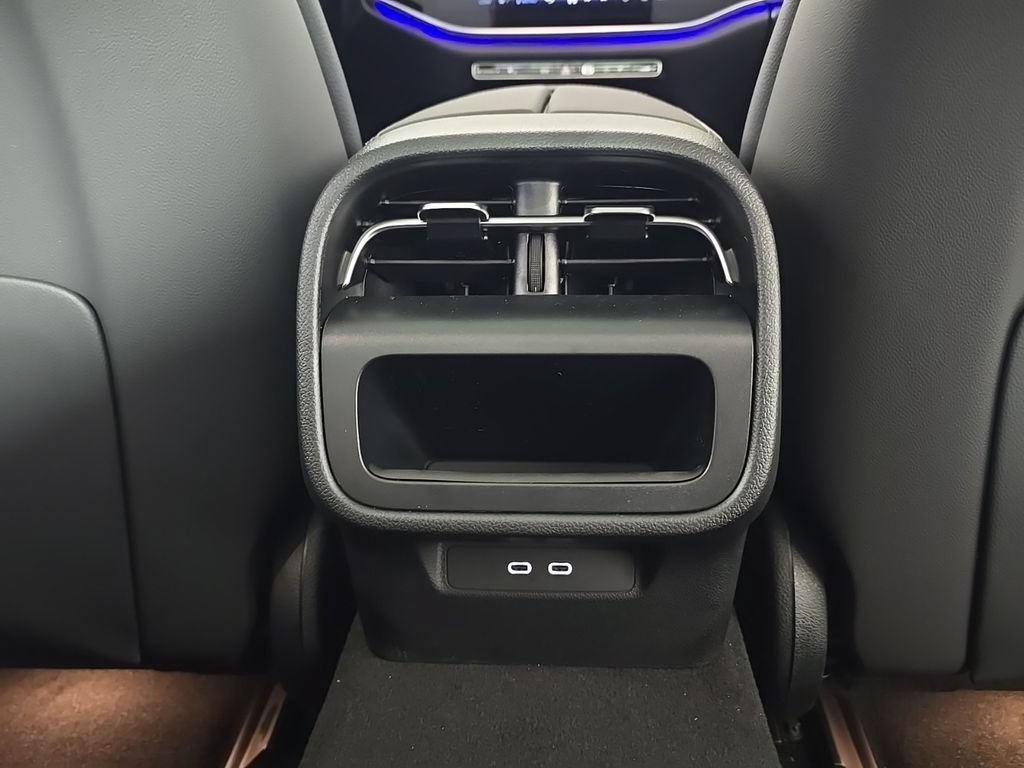 New 2026 Mercedes-Benz E 350 4MATIC Sedan image 26