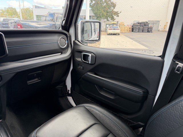 Used 2024 Jeep Wrangler High Altitude image 8
