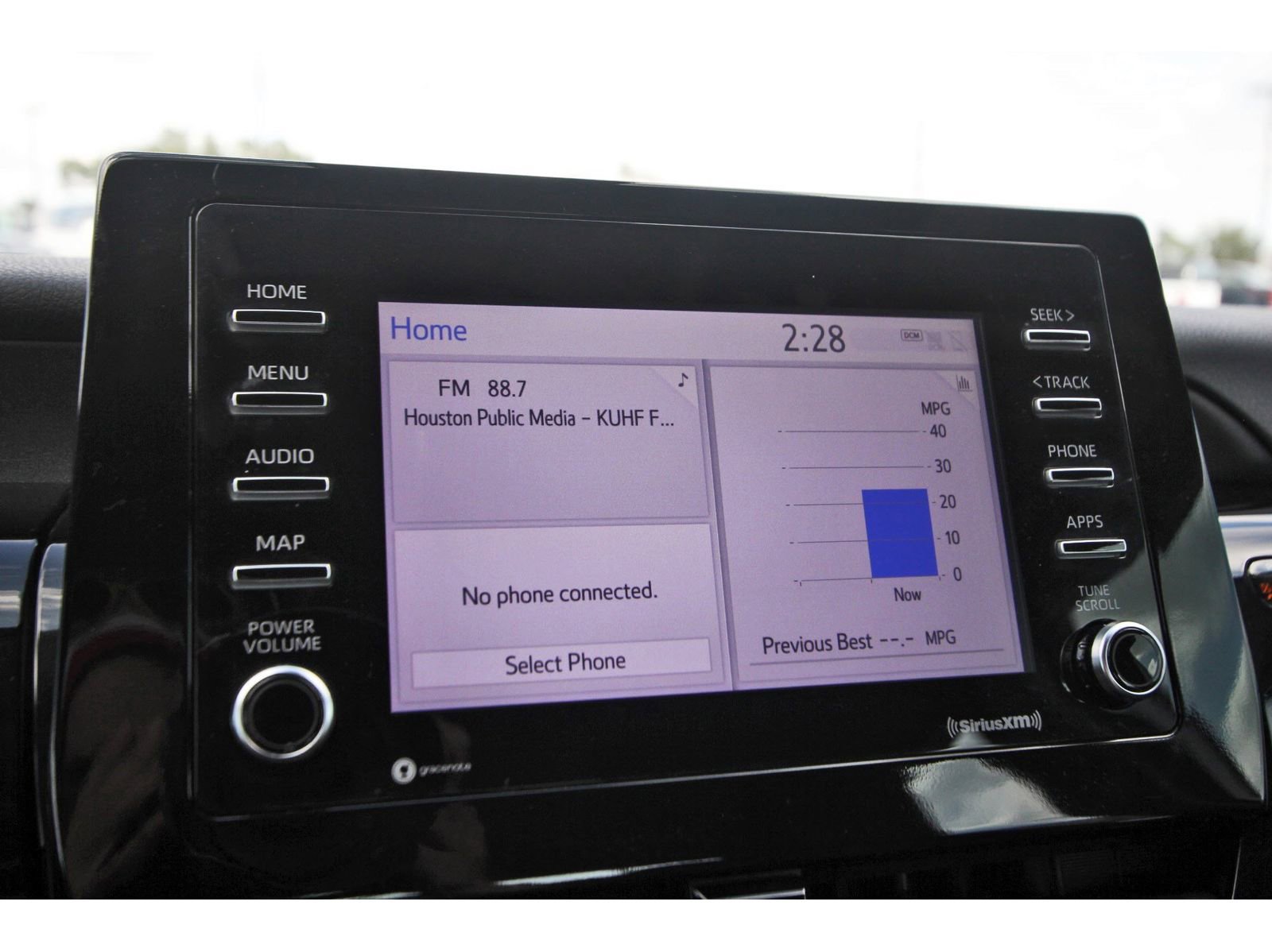 Used 2024 Toyota Camry SE image 25