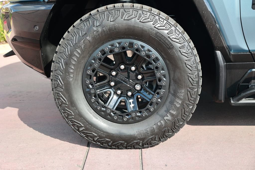 Used 2024 GMC Hummer EV 3X w/ Omega Edition image 11