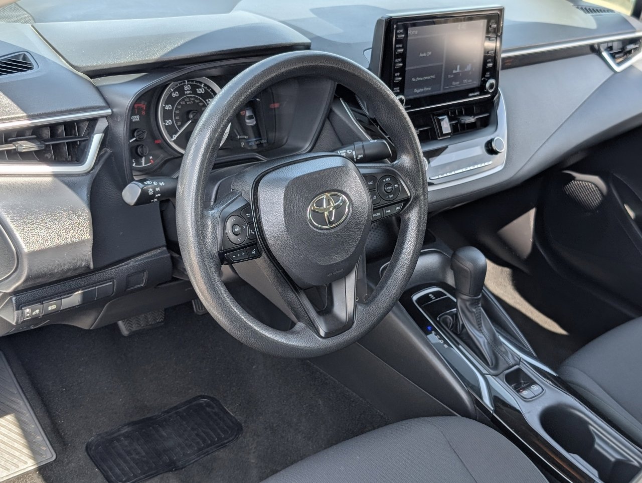 Used 2022 Toyota Corolla LE FWD image 14